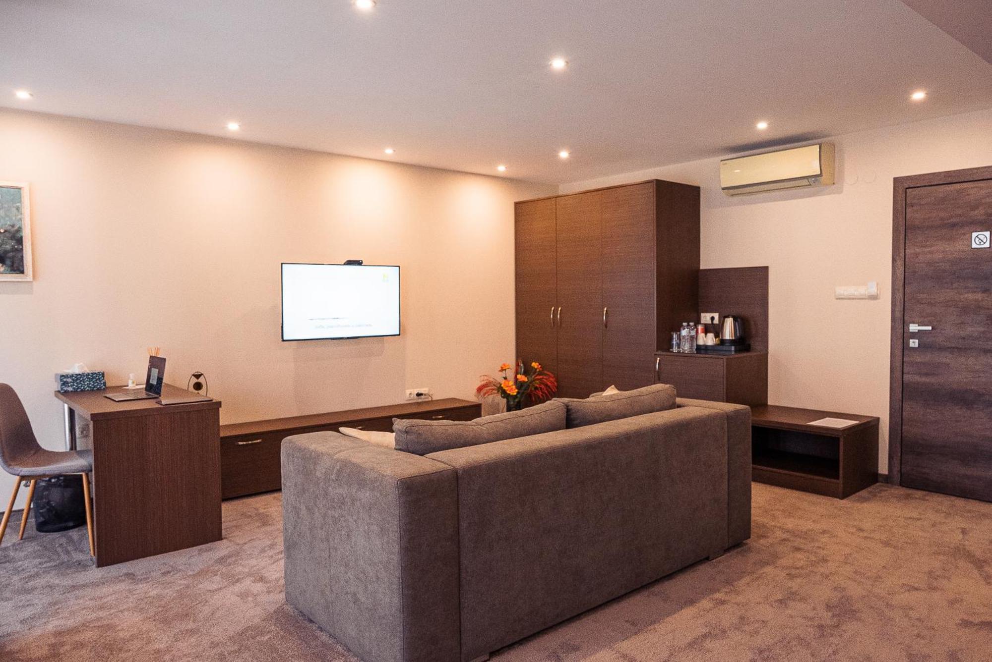 Cityscape Luxury Suites 플로브디프 외부 사진